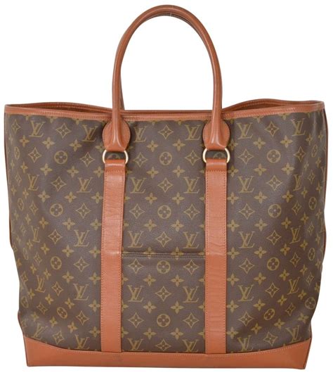 biggest louis Vuitton Bag